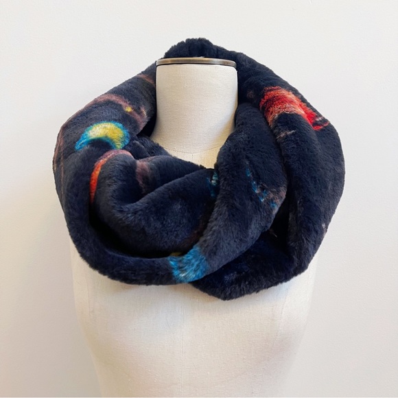 Madison 88 Black Yellow Red Faux Fur Infinity Scarf Soft NEW - Picture 4 of 12